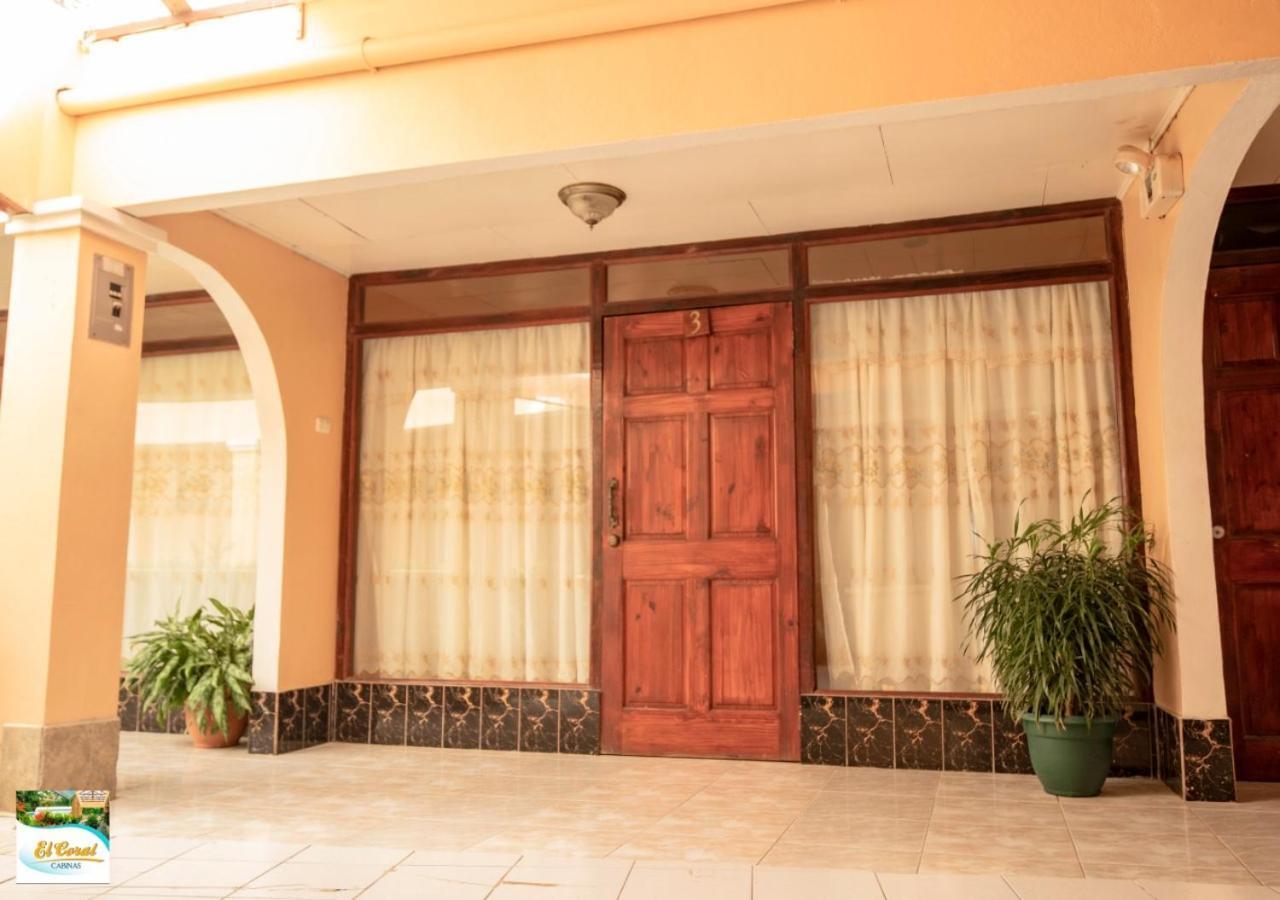 Hotel Y Cabinas El Coral Jacó Eksteriør billede